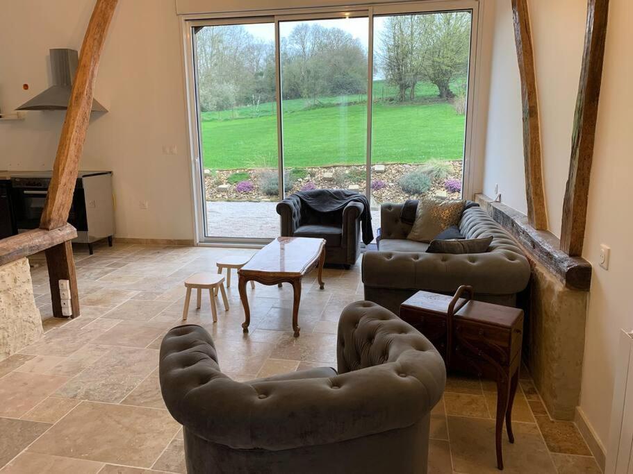 Blicourt Gite, Maison Entiere Avec Billard Et Bel Espace De Vie La Grange מראה חיצוני תמונה